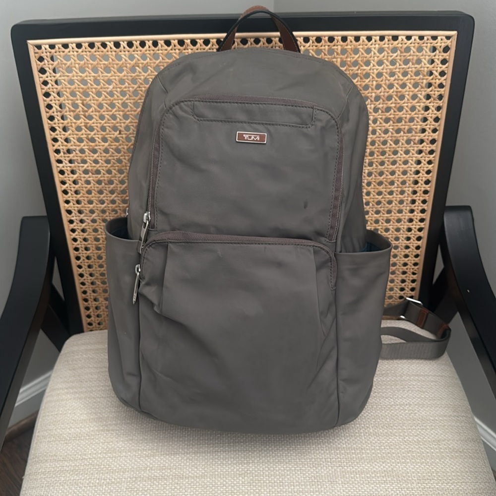 TUMI Gray Nylon Backpack with brown leather detail - Picture 2 of 11